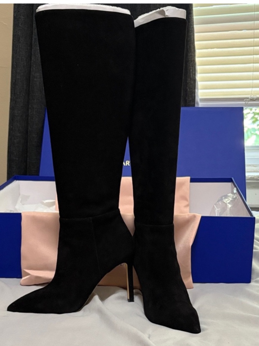 STUART WEITZMAN BLACK SUEDE HEELED BOOTS SIZE 6.5